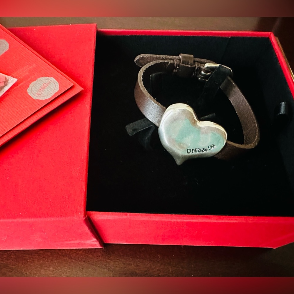 Uno de 50 Sterling Silver Heart leather band buckle bracelet